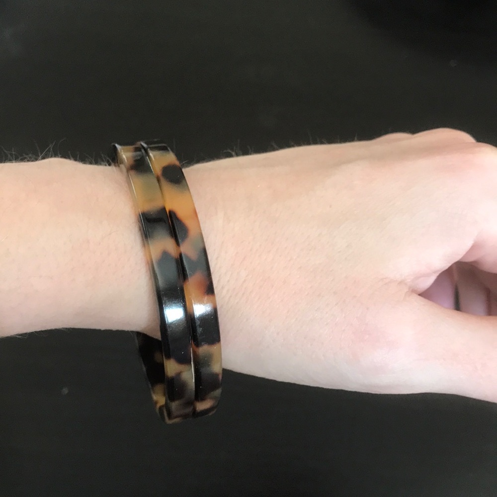 Tortoise shell design bangles - Picture 3 of 5
